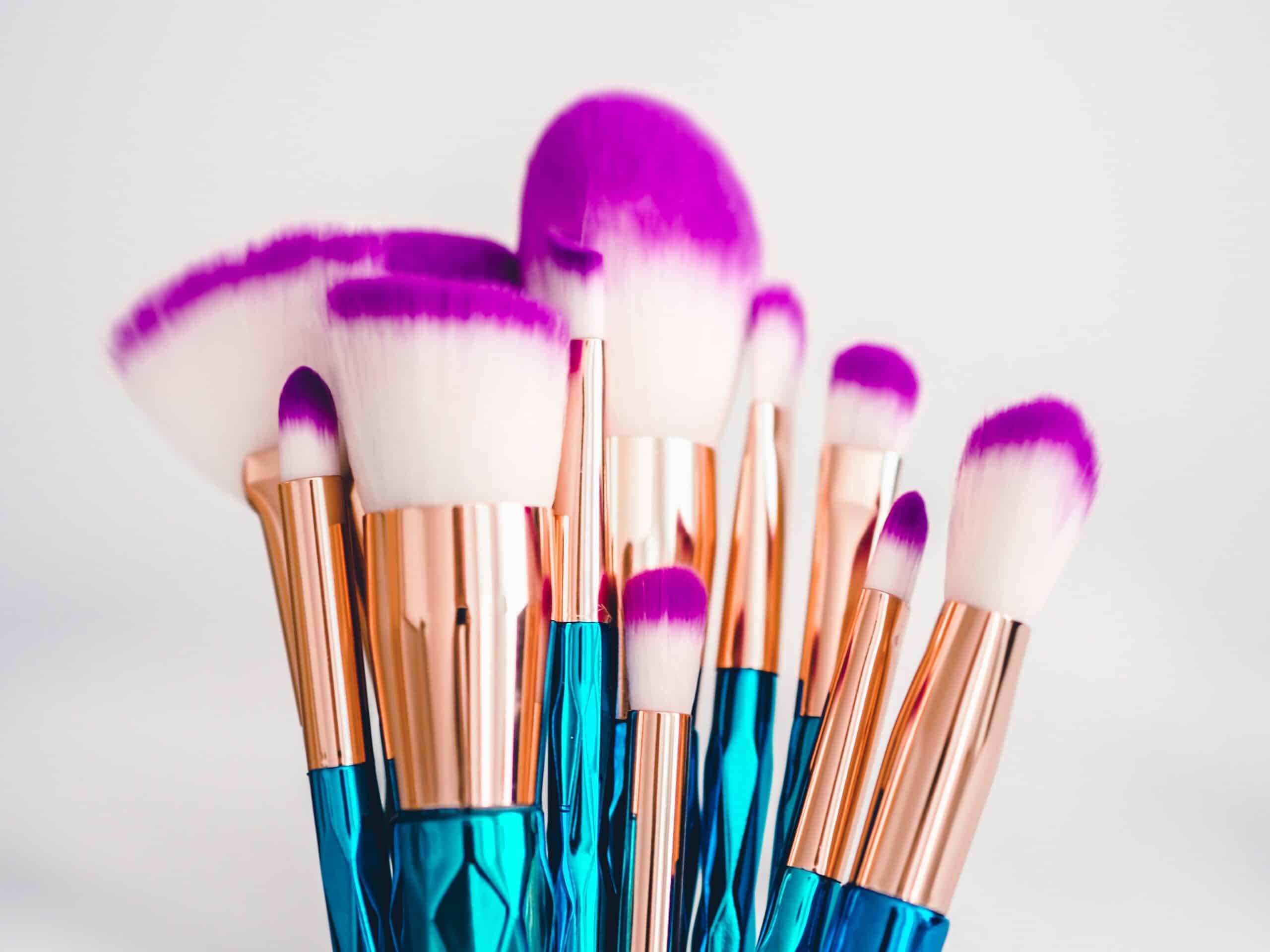 6 Best Japanese Makeup Brushes 2025