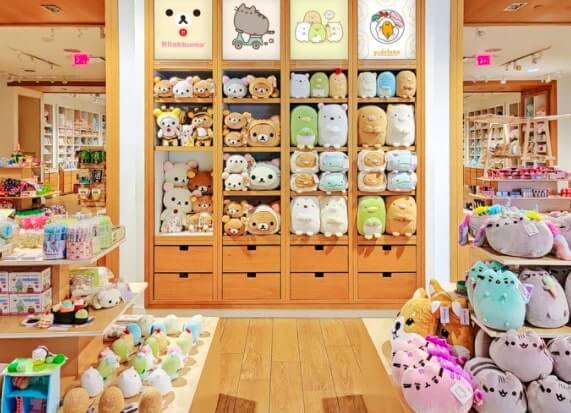 stores like miniso in canada,